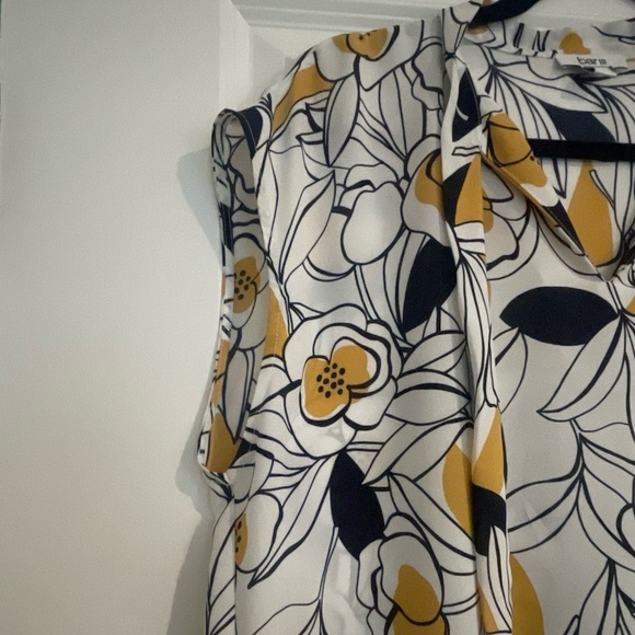Bar III Womens Blouse V Neck Floral Size L - Picture 5 of 5